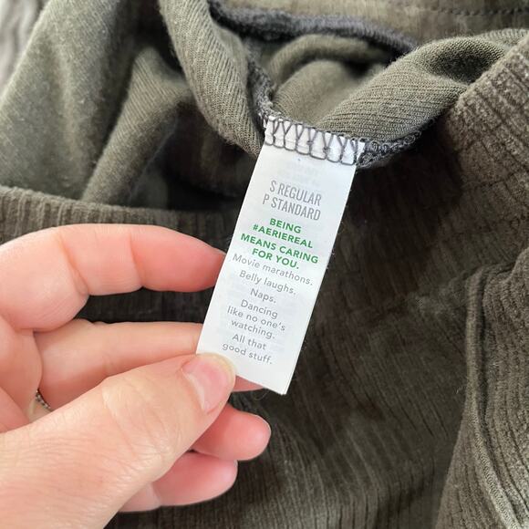 Aerie Groove ON Velour High Waisted Flare Pant Pull ON Ribbed Army Green Size S - Picture 6 of 10